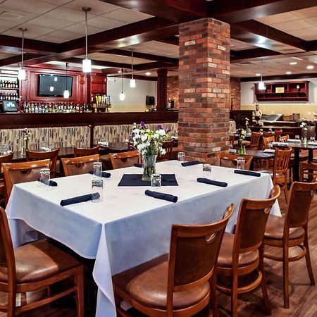 Holiday Inn Concord Downtown, An Ihg Hotel Екстер'єр фото