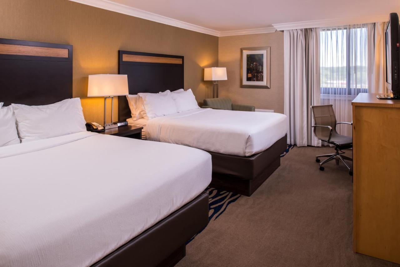 Holiday Inn Concord Downtown, An Ihg Hotel Екстер'єр фото