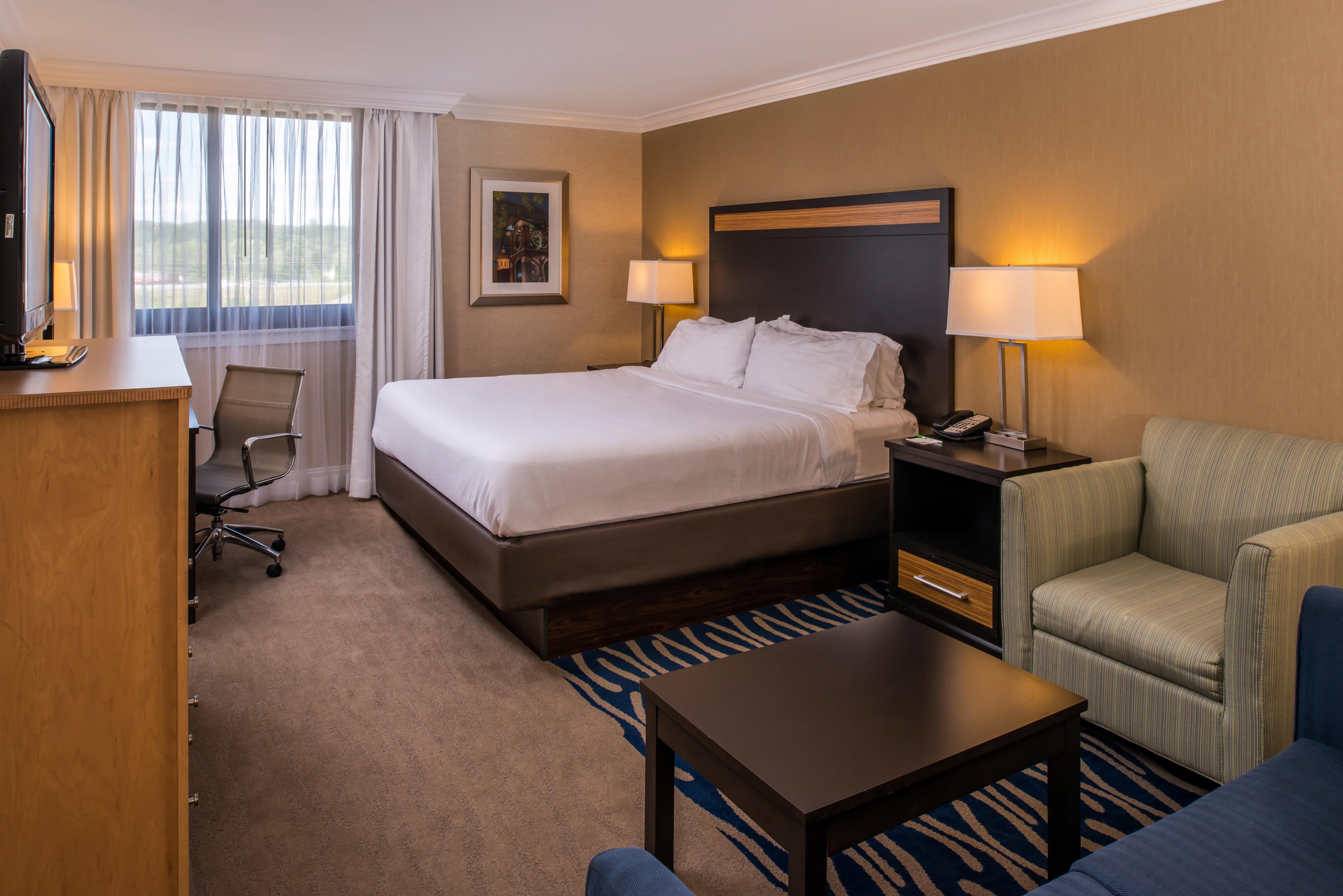 Holiday Inn Concord Downtown, An Ihg Hotel Екстер'єр фото