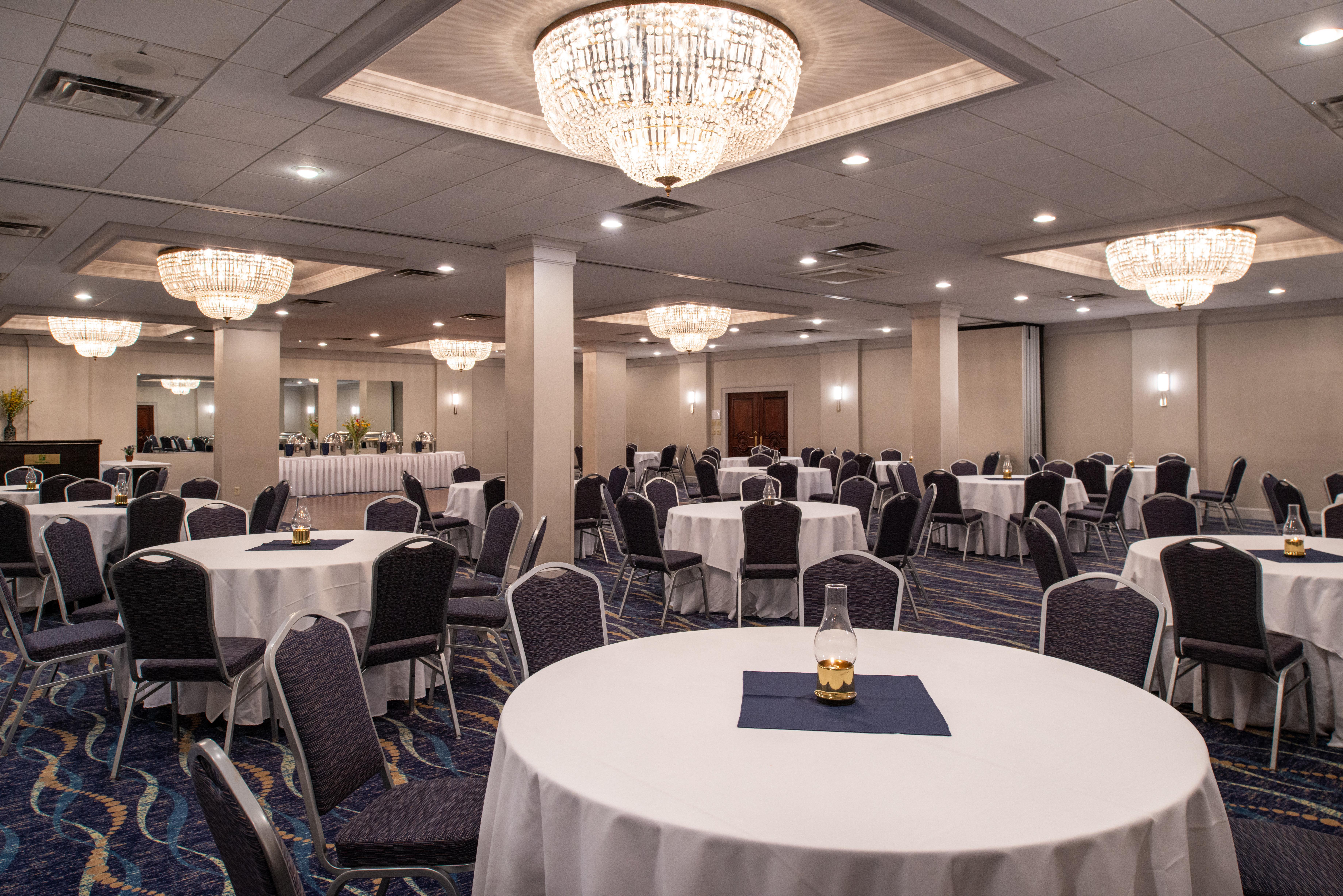 Holiday Inn Concord Downtown, An Ihg Hotel Екстер'єр фото