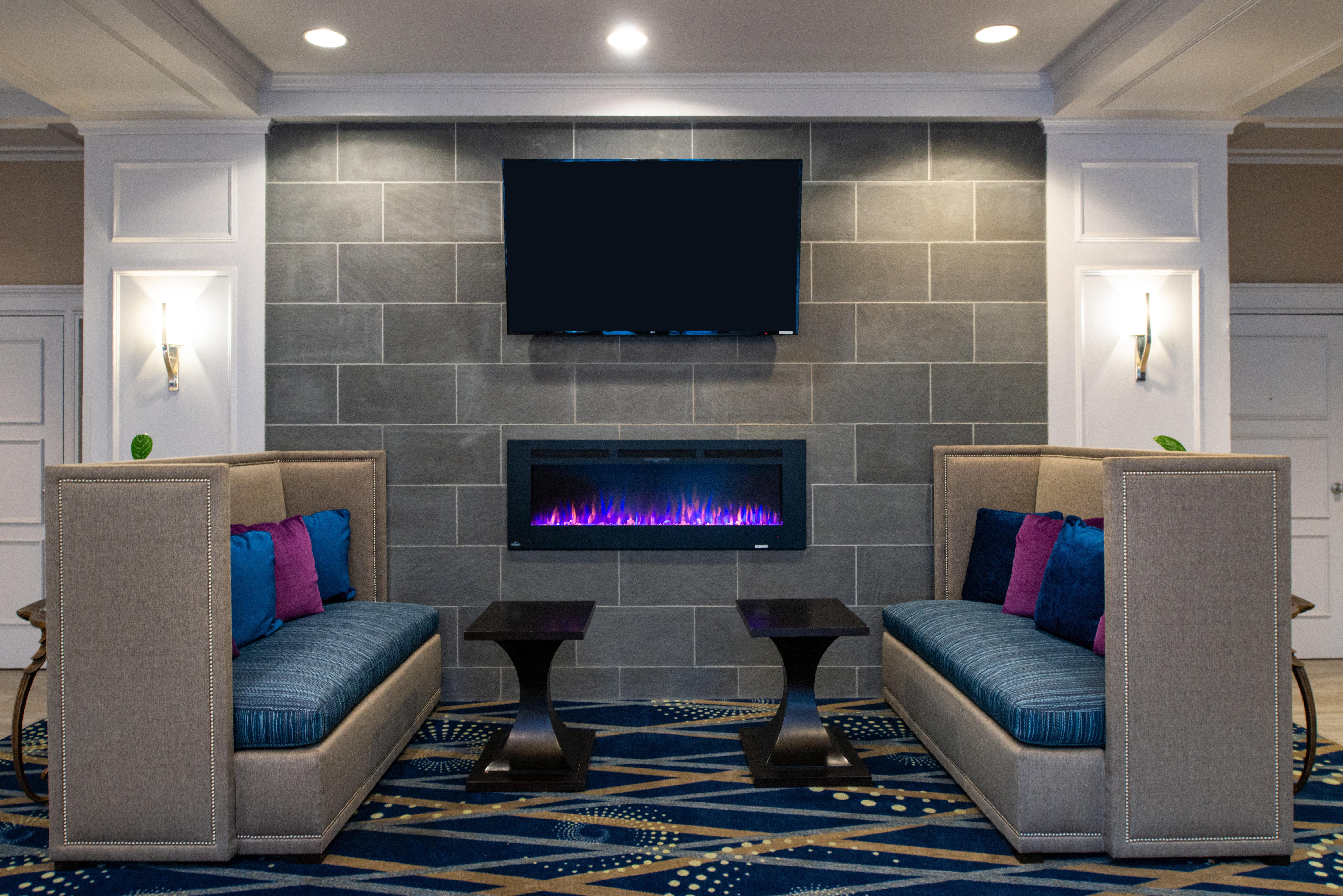 Holiday Inn Concord Downtown, An Ihg Hotel Екстер'єр фото